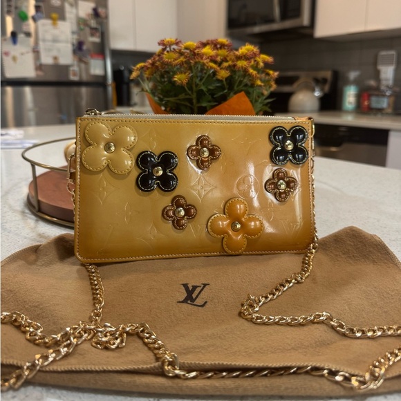 Louis Vuitton LV Vernis Flower Lexington Pouchette, Aftermarket Chain with COA - Picture 8 of 13